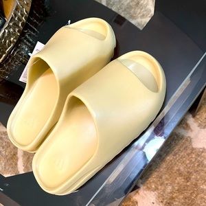 Yeezy Slides